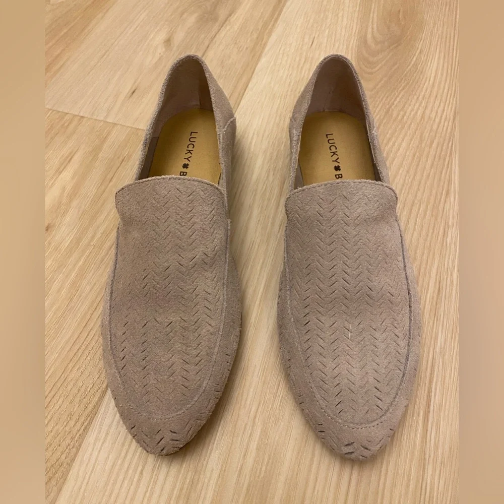 Lucky Brand Loafer LP-Brogan Gray Pointed Flat - Picture 2 of 7